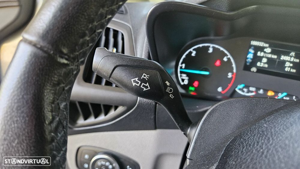 Ford Transit Connect Automática 3Lugares - 15