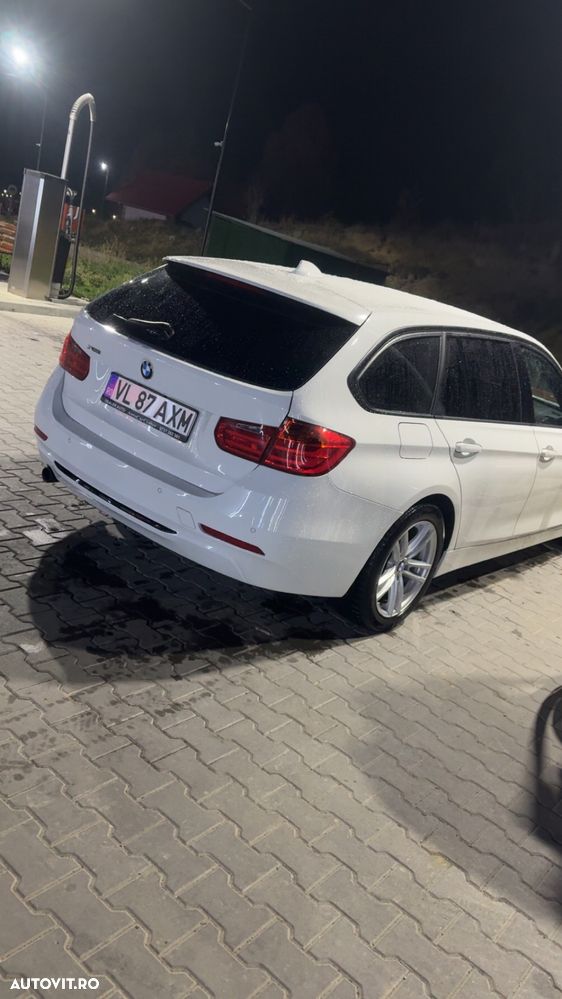 BMW Seria 3 318d xDrive - 12