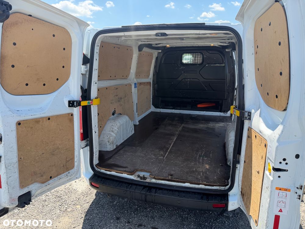 Ford Transit Custom - 9