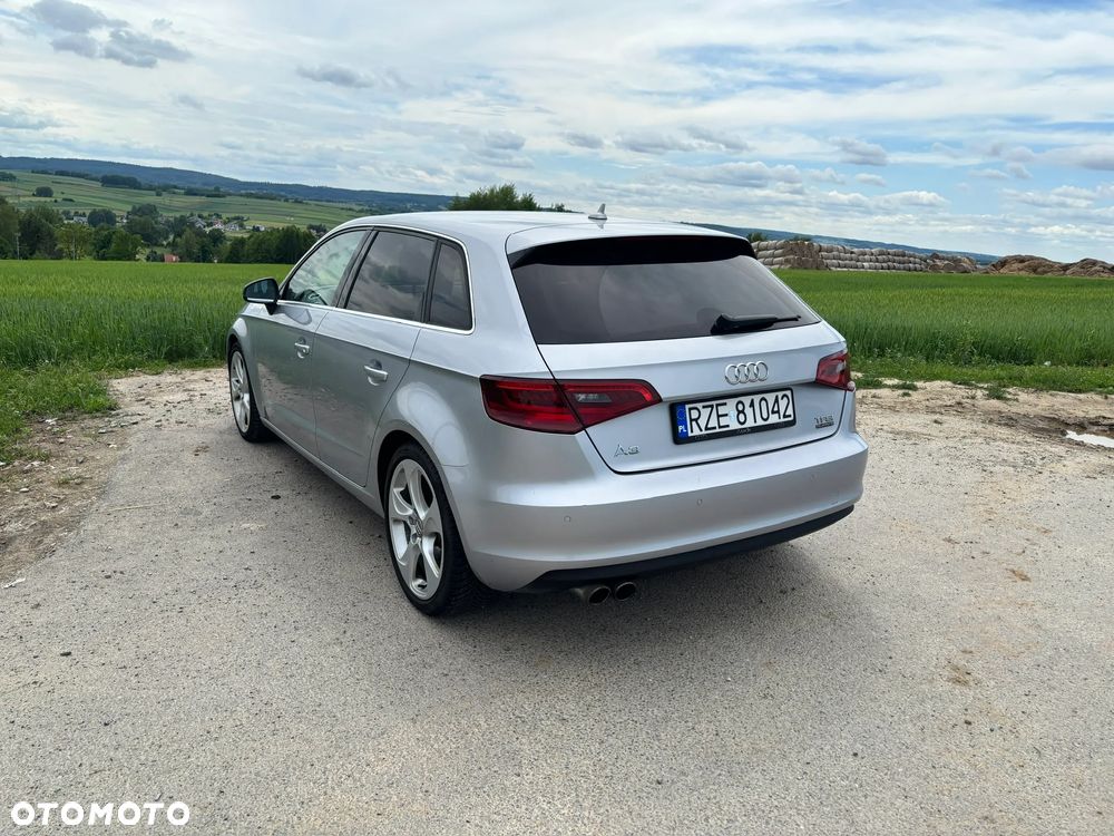 Audi A3 Sportback 1.8 TFSI Quattro Attraction S tronic - 5