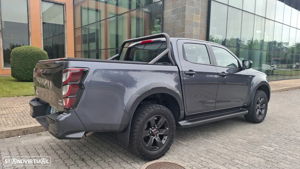 Isuzu D-MAX  4WD CAB DUPLA LSE - 15