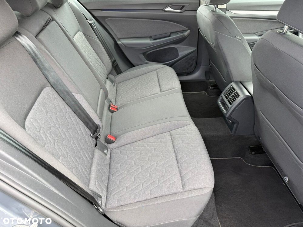 Volkswagen Golf Variant - 26