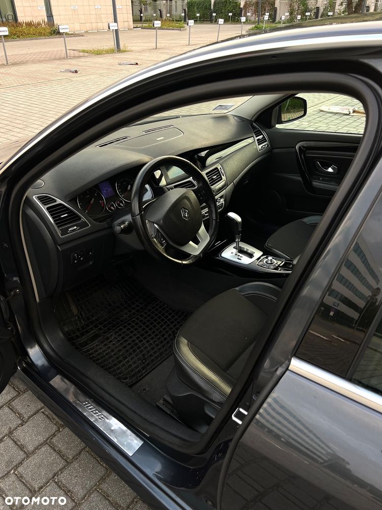 Renault Laguna 2.0 dCi Bose Edition - 9