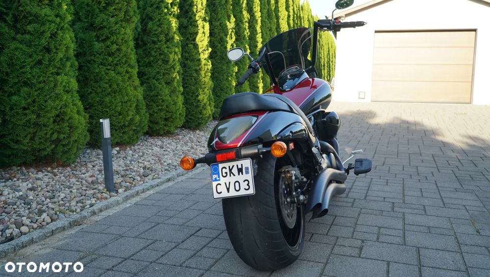 Suzuki Boulevard - 26