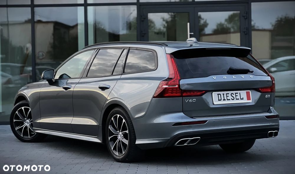 Volvo V60 D3 Momentum - 17