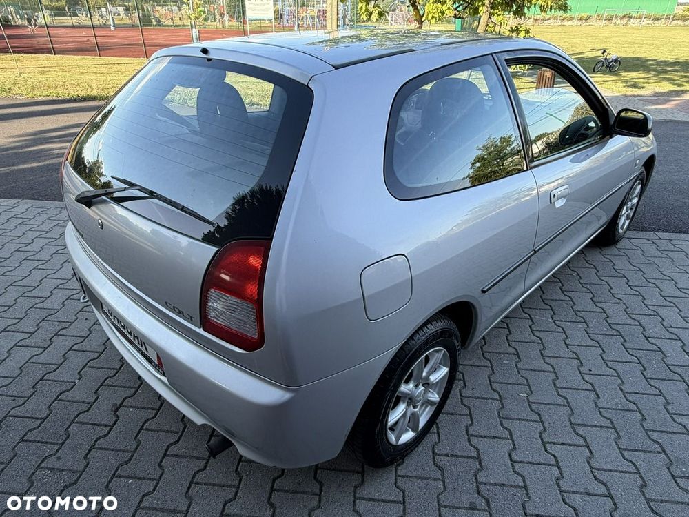 Mitsubishi Colt - 7
