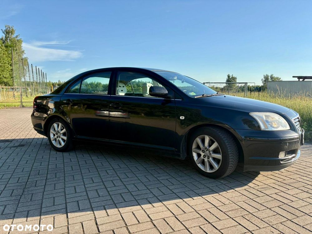 Toyota Avensis 2.0 VVT-i Prestige - 4
