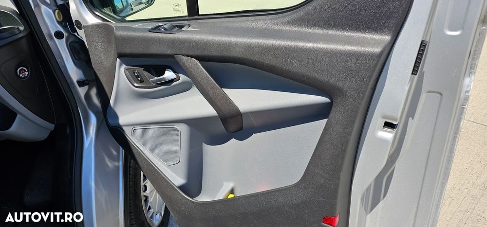 Ford Transit Custom - 12