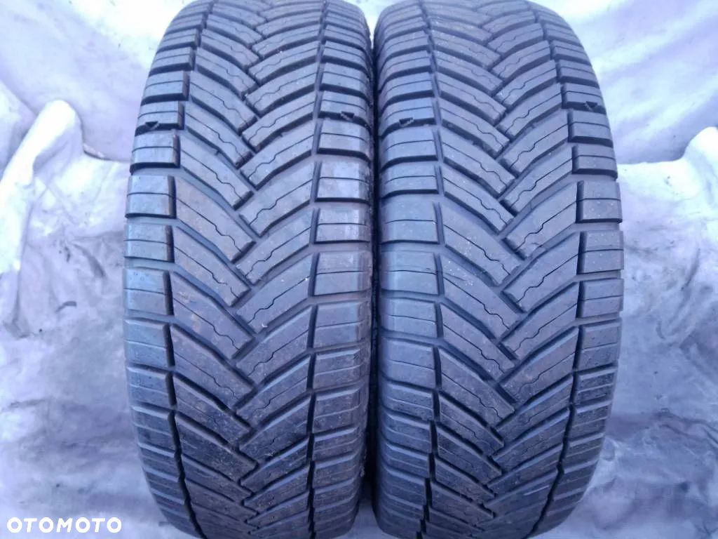 Michelin Agilis CrossClimate 225/70 r15c 112/110s 2024 - 1