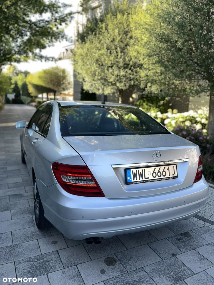 Mercedes-Benz Klasa C 180 BlueEFFICIENCY 7G-TRONIC - 3