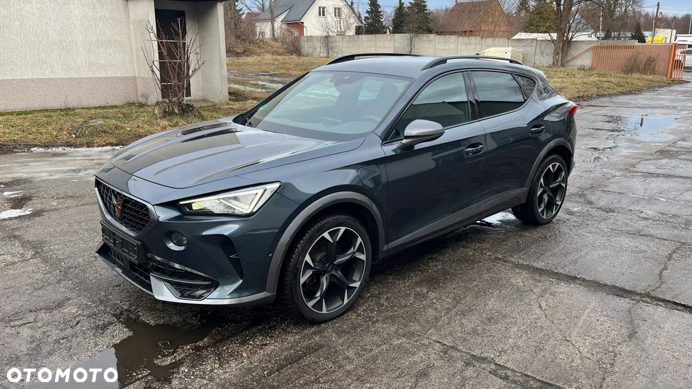 Cupra Formentor 1.4 e-Hybrid DSG Priority - 1