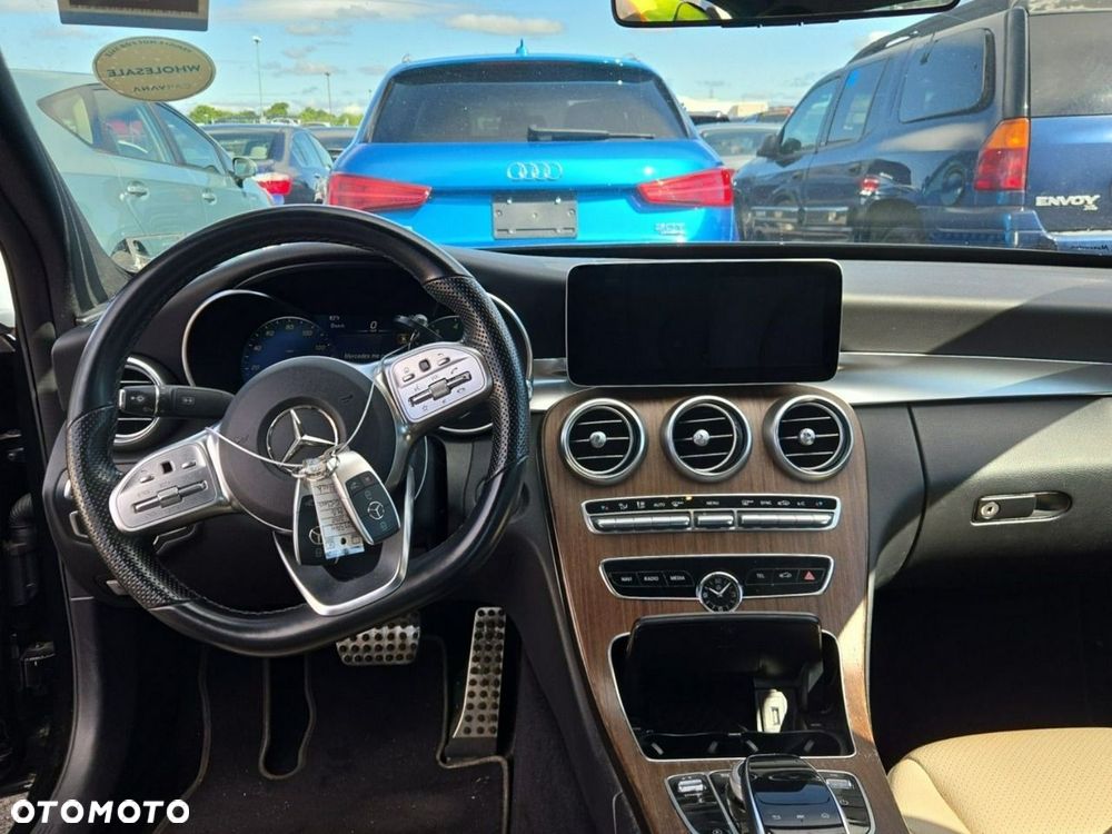 Mercedes-Benz Klasa C 300 4Matic 9G-TRONIC AMG Line - 7