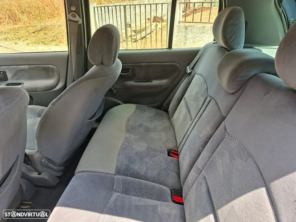 Renault Clio - 6