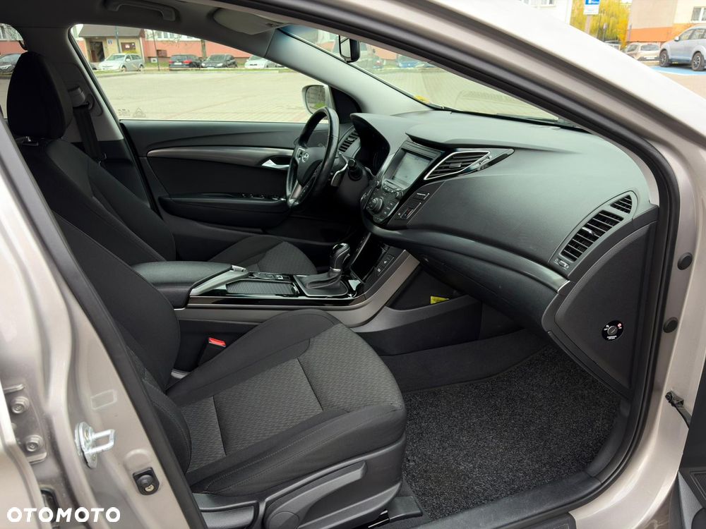 Hyundai i40 1.7 CRDi Business DCT - 17