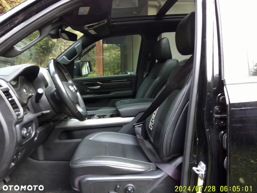Dodge RAM 5.7 4x4 - 12