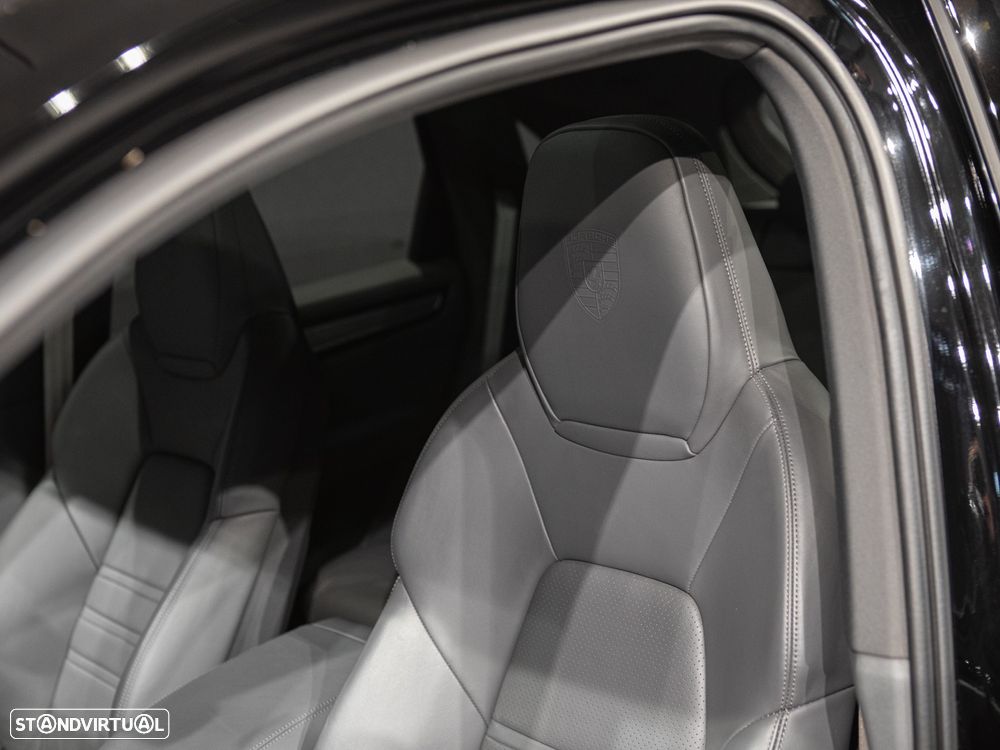 Porsche Cayenne E-Hybrid Platinum Edition - 30