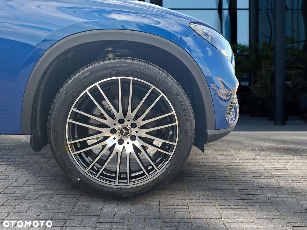 Mercedes-Benz GLC - 16