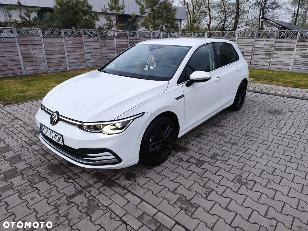 Volkswagen Golf 1.5 eTSI EVO Style DSG - 1
