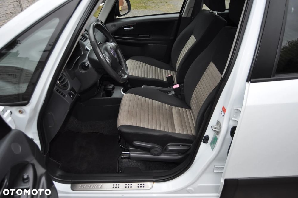 Fiat Sedici 1.6 16V 4x2 Emotion - 7