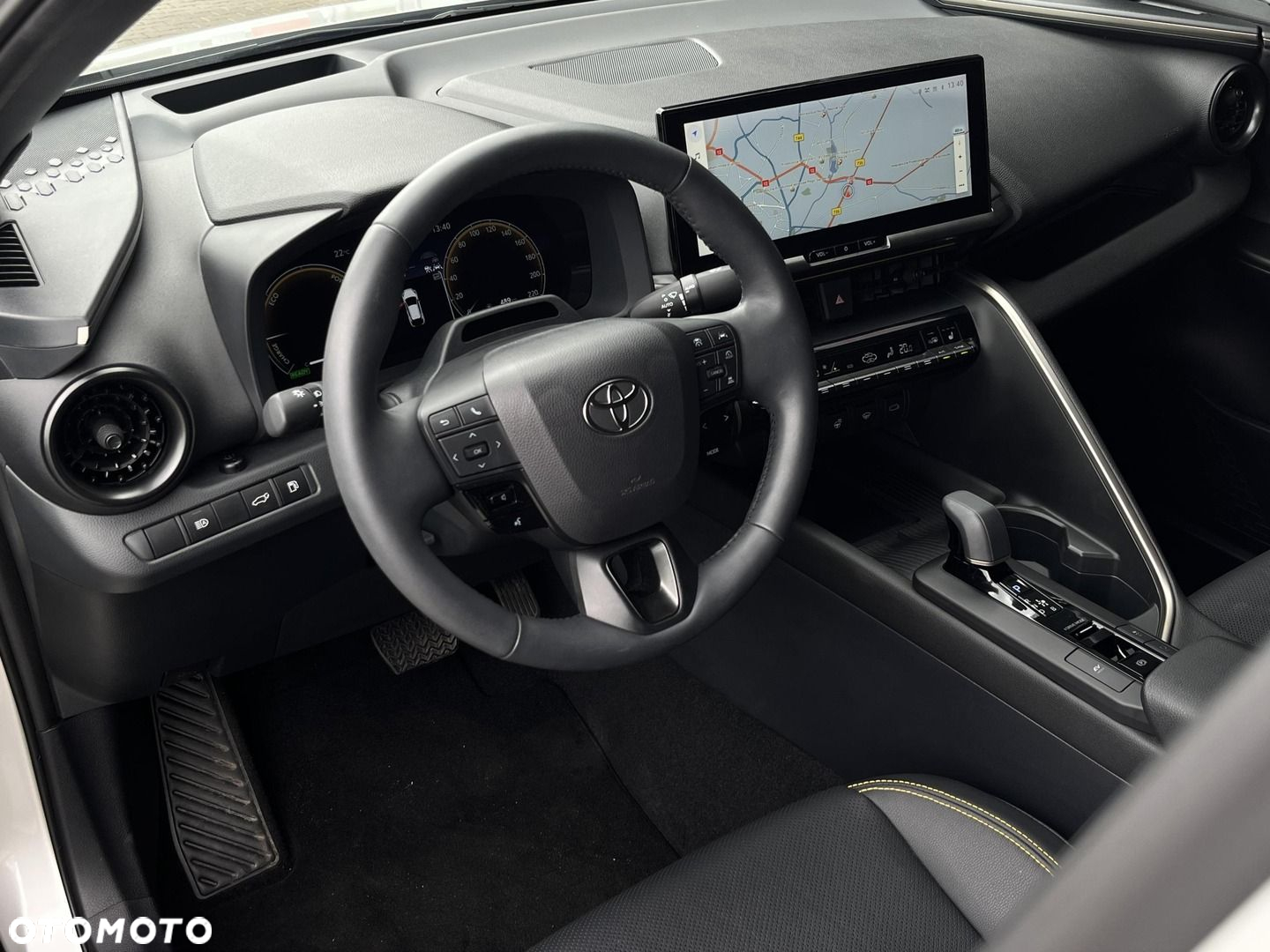 Toyota C-HR - 12