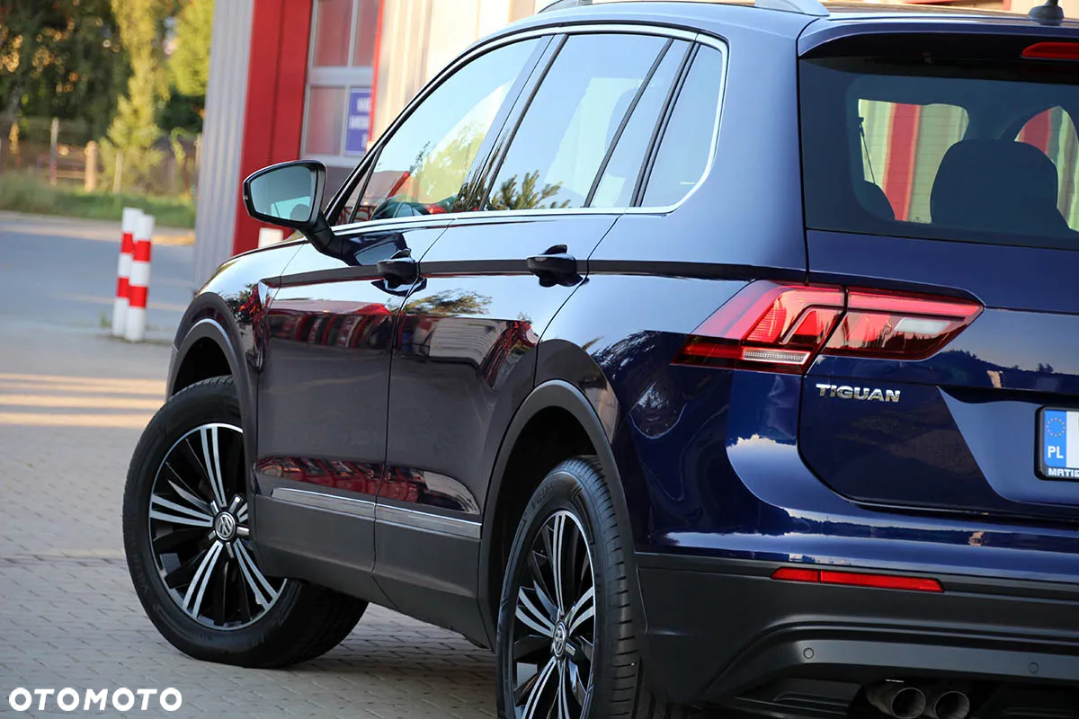 Volkswagen Tiguan ver-2-0-tdi-scr-4motion-bluemotion-tech-comfortline - 16