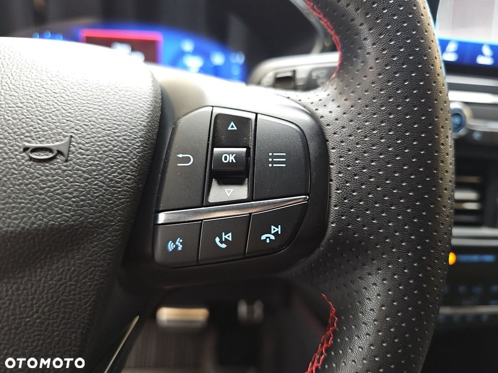 Ford Kuga 2.5 FHEV AWD ST-Line X - 28