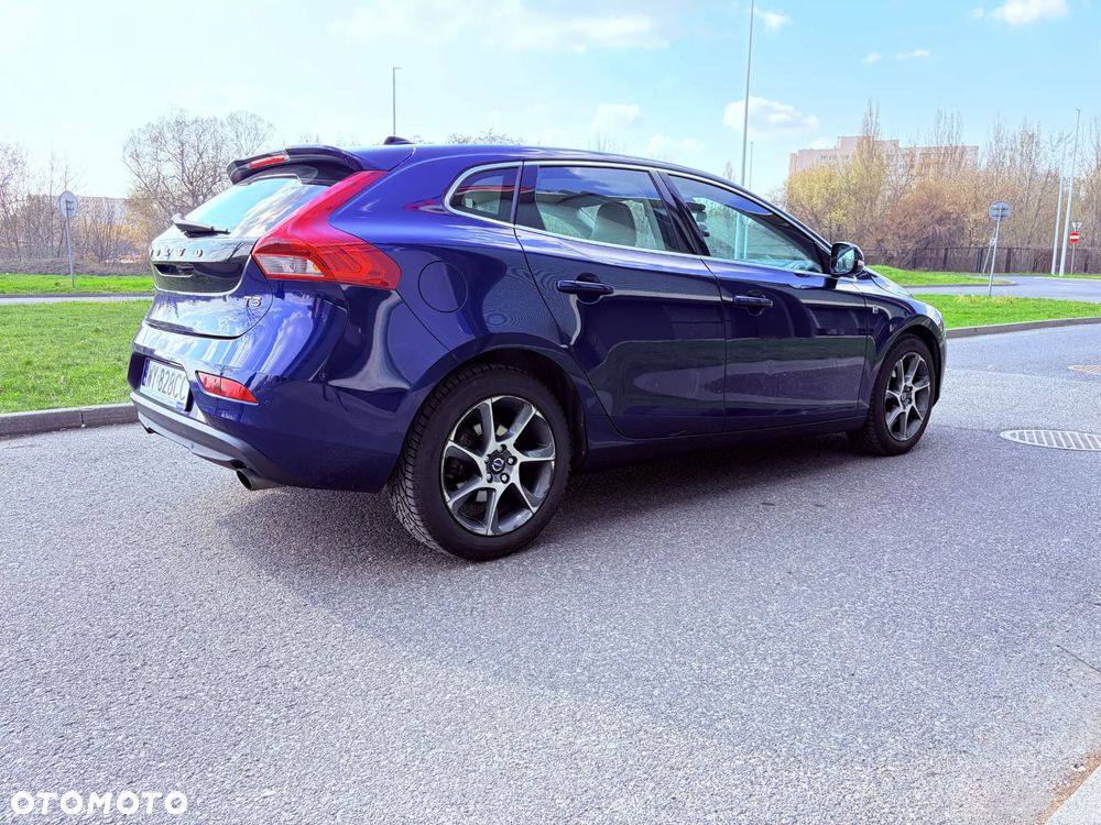 Volvo V40 T3 Drive-E Ocean Race - 14