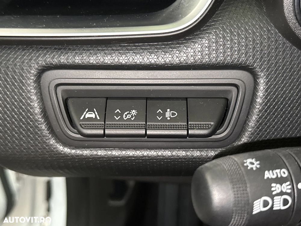Renault Clio - 15