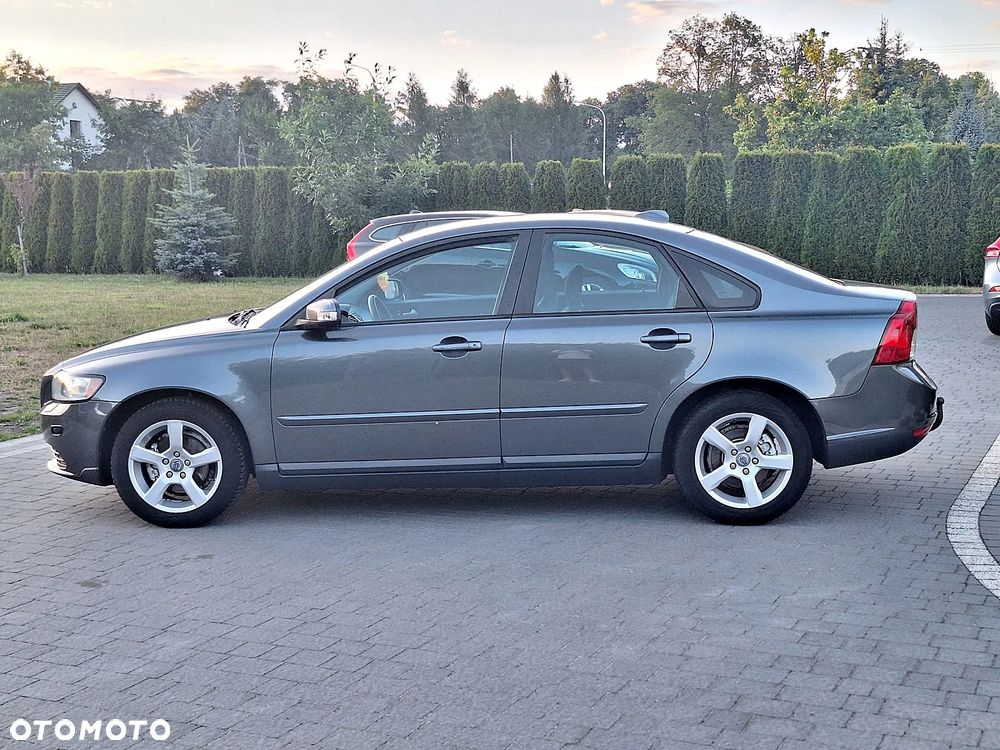 Volvo S40 1.8 Momentum - 10