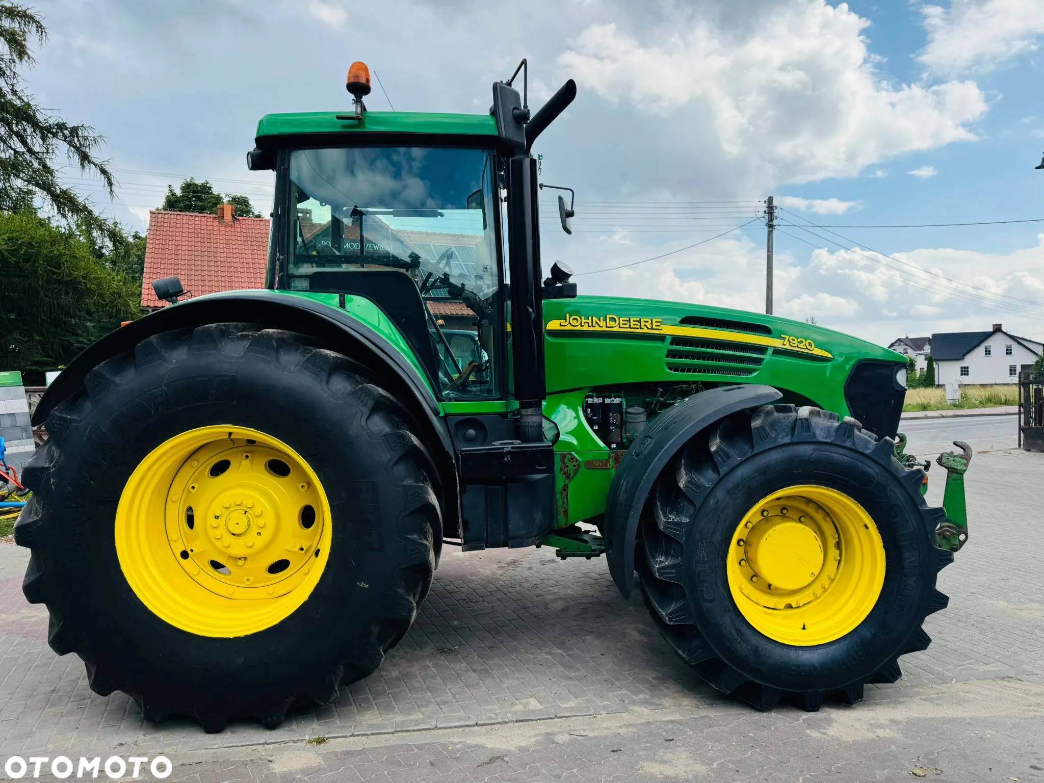 John Deere 7920 - 5