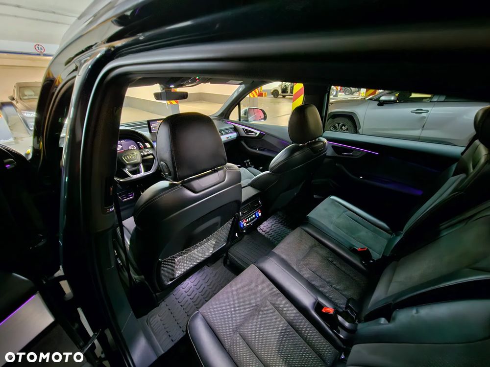 Audi SQ7 - 29
