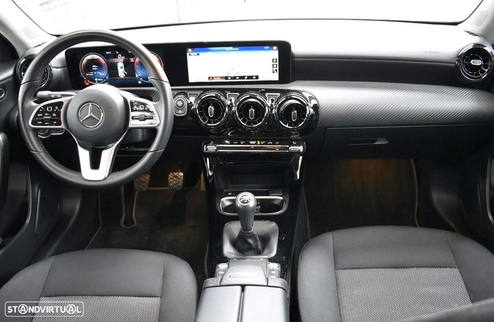 Mercedes-Benz A 180 d Edition 2020 - 6