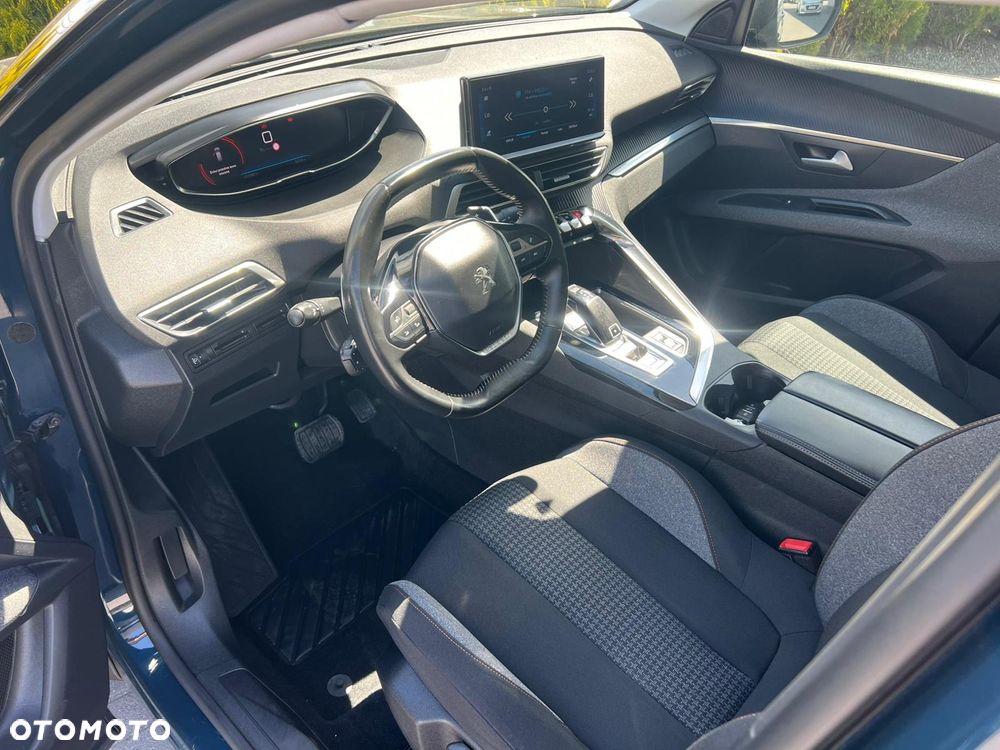 Peugeot 3008 - 17