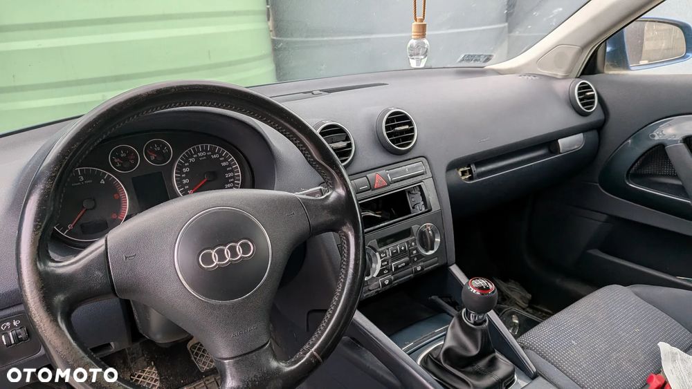 Audi A3 3-drzwiowe 2.0 TDI Ambiente - 7