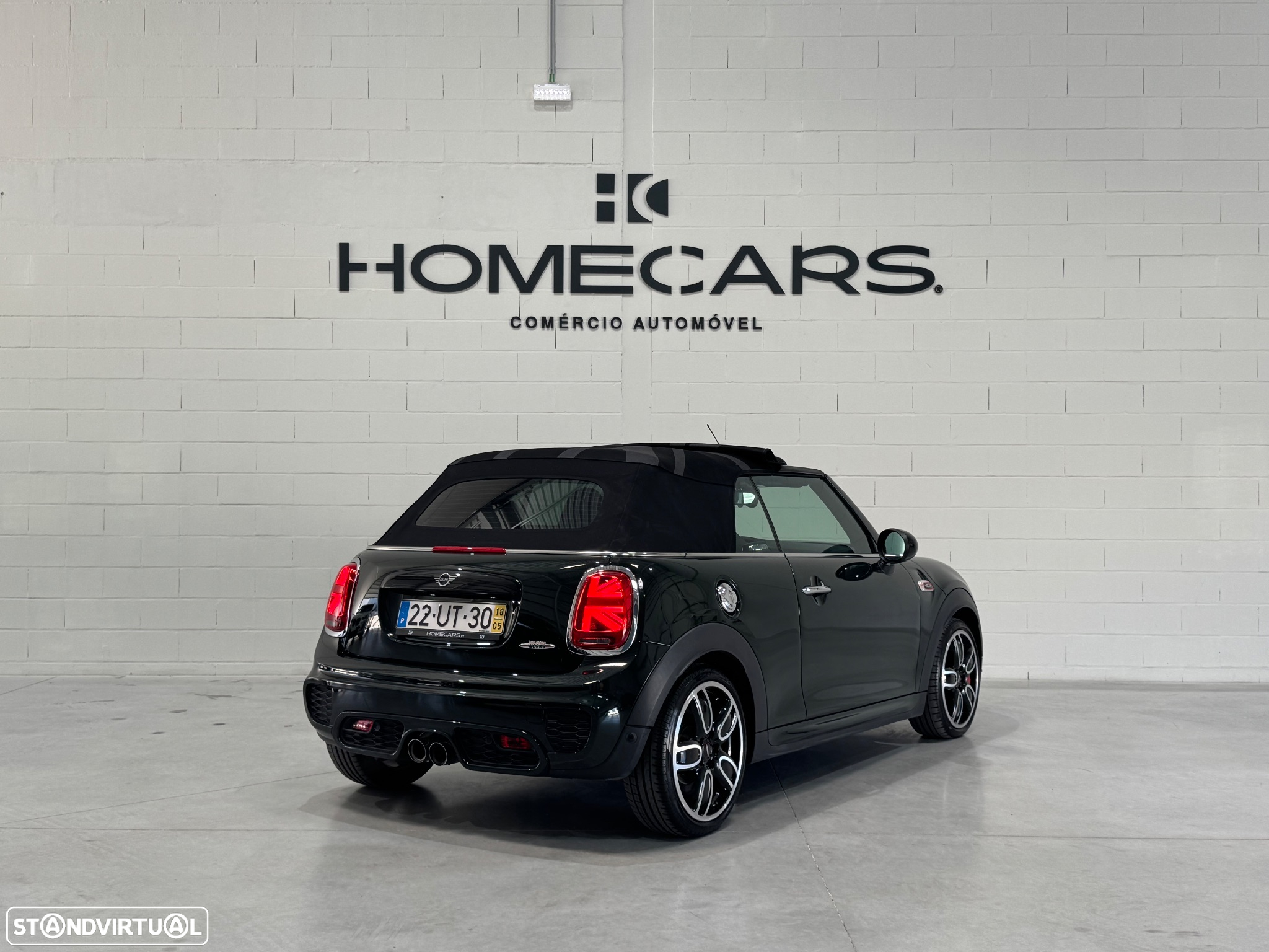 MINI Cabrio John Cooper Works - 13