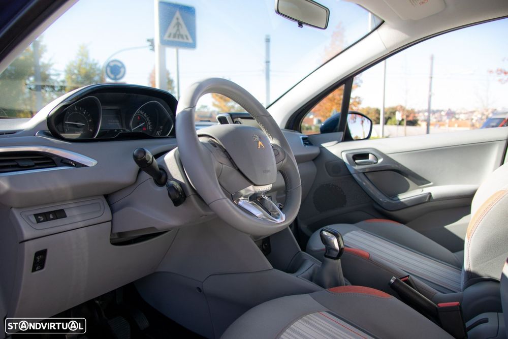 Peugeot 208 1.4 HDi - 31