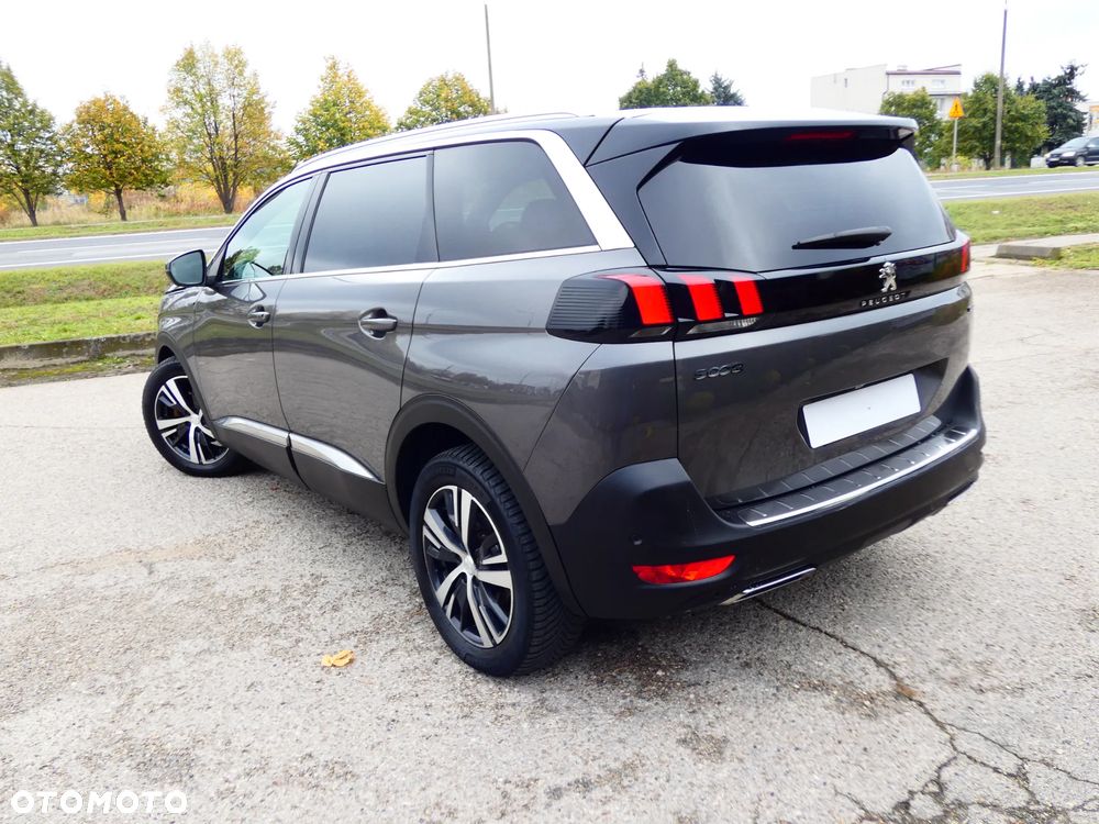 Peugeot 5008 - 6