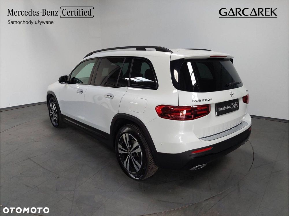 Mercedes-Benz GLB 200 d 4-Matic Progressive 8G-DCT - 4