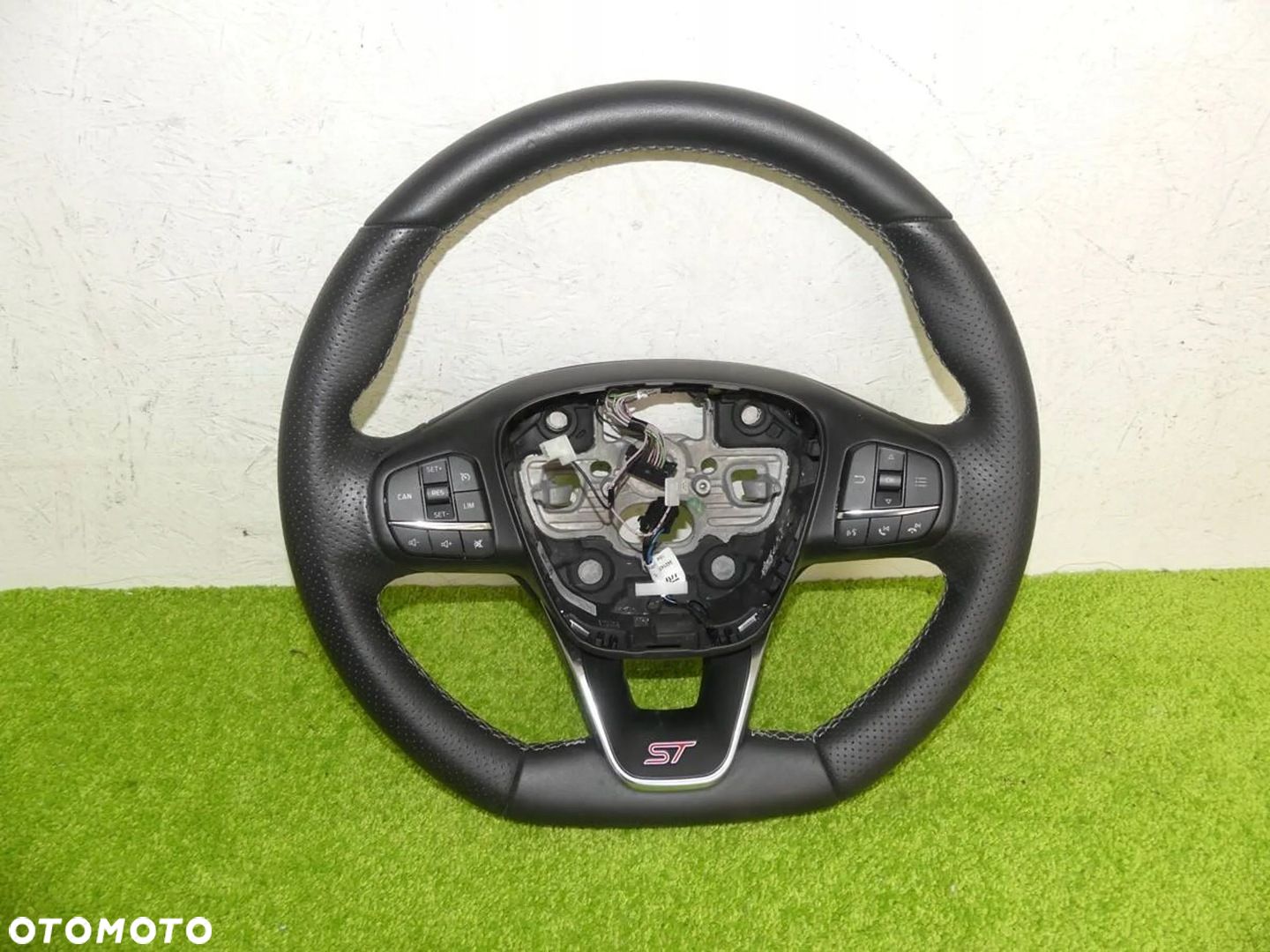 Kierownica Multifunkcja Focus MK4 Puma 20- ST Nówa - 1