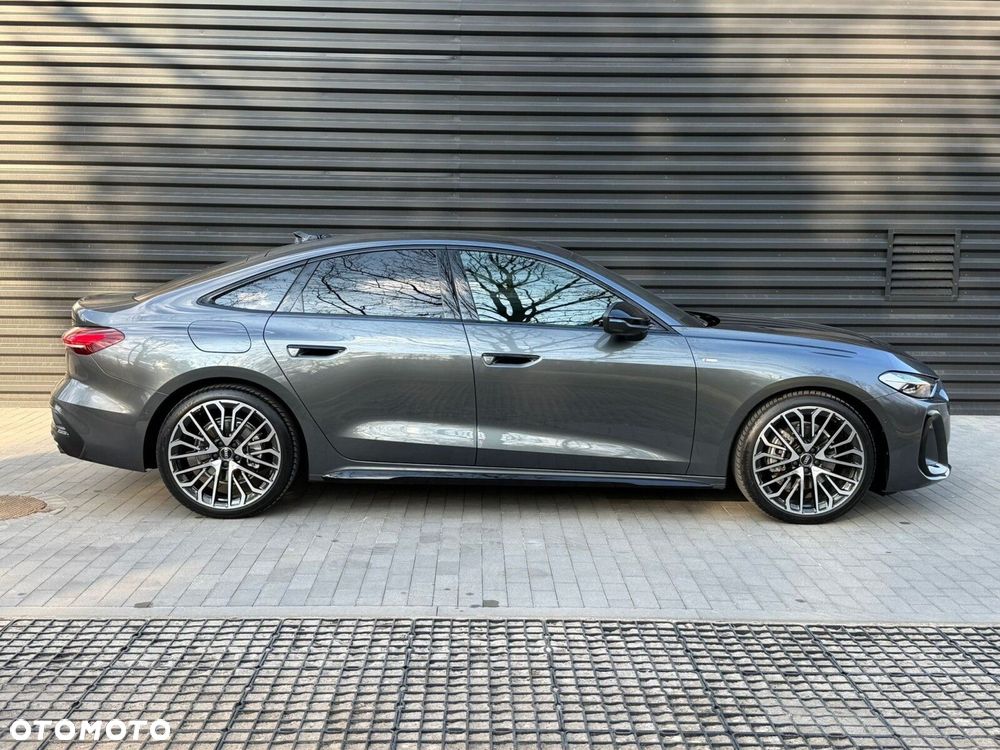 Audi A5 Limousine - 8