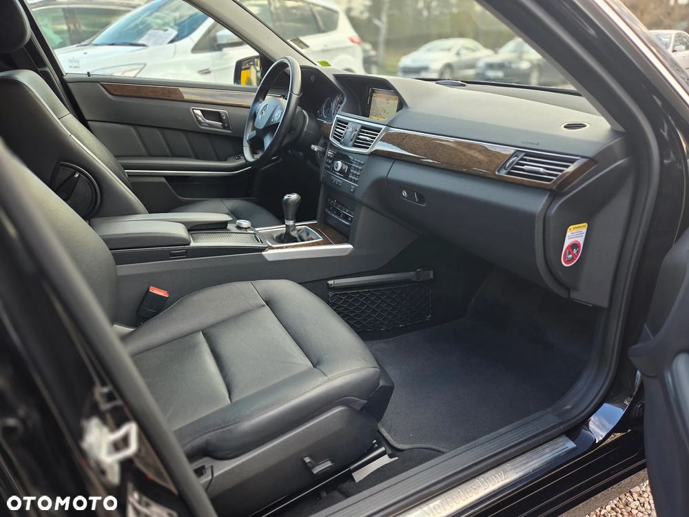 Mercedes-Benz Klasa E 200 CDI DPF BlueEFFICIENCY - 19