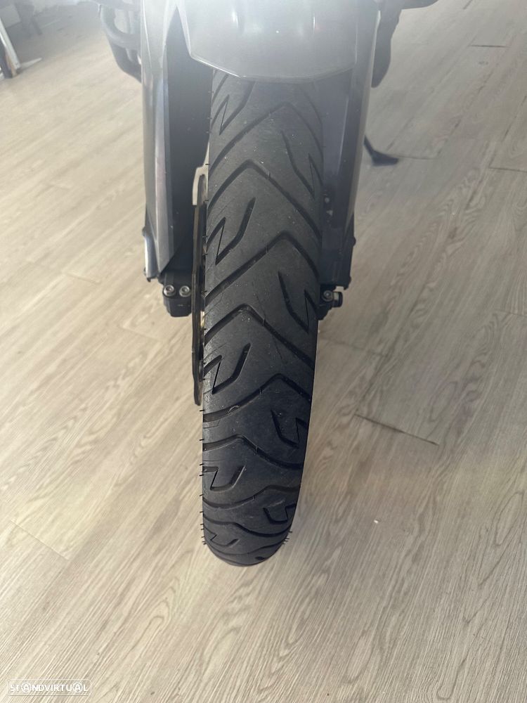 Honda Africa Twin 1000 L - 9