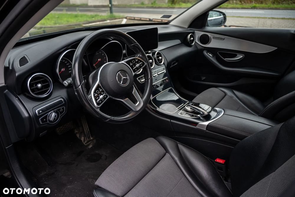 Mercedes-Benz Klasa C - 19