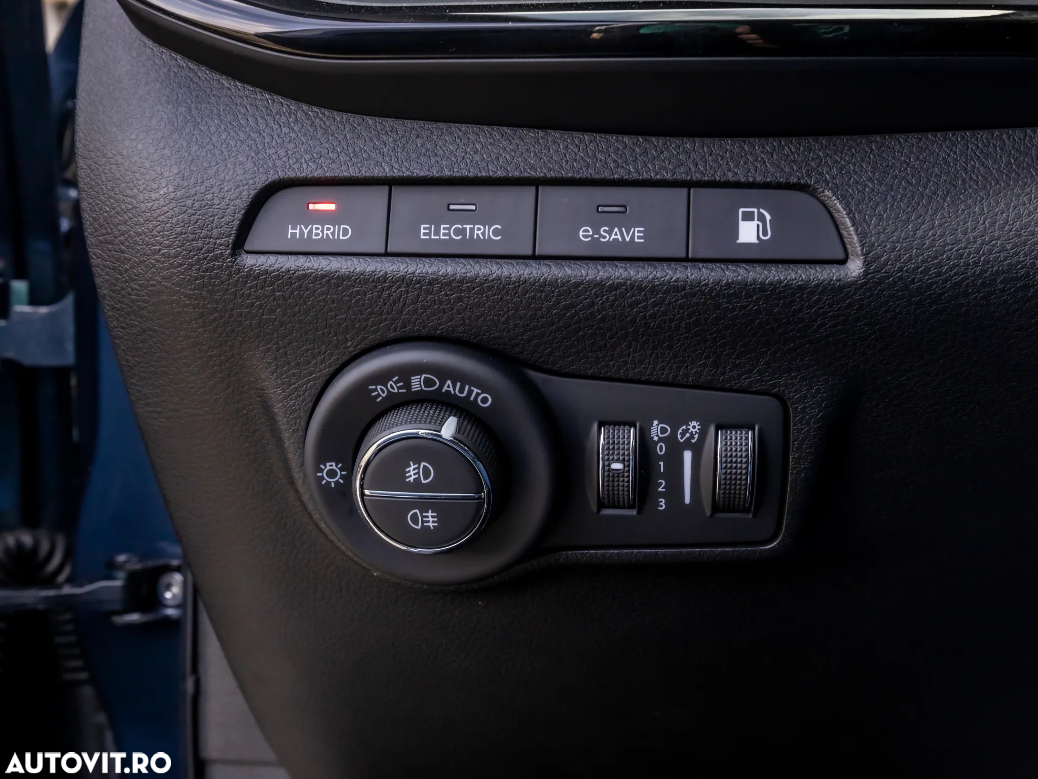 Jeep Compass 1.3 T-GDI 4xe PLUG-IN HYBRID Automatik S - 20