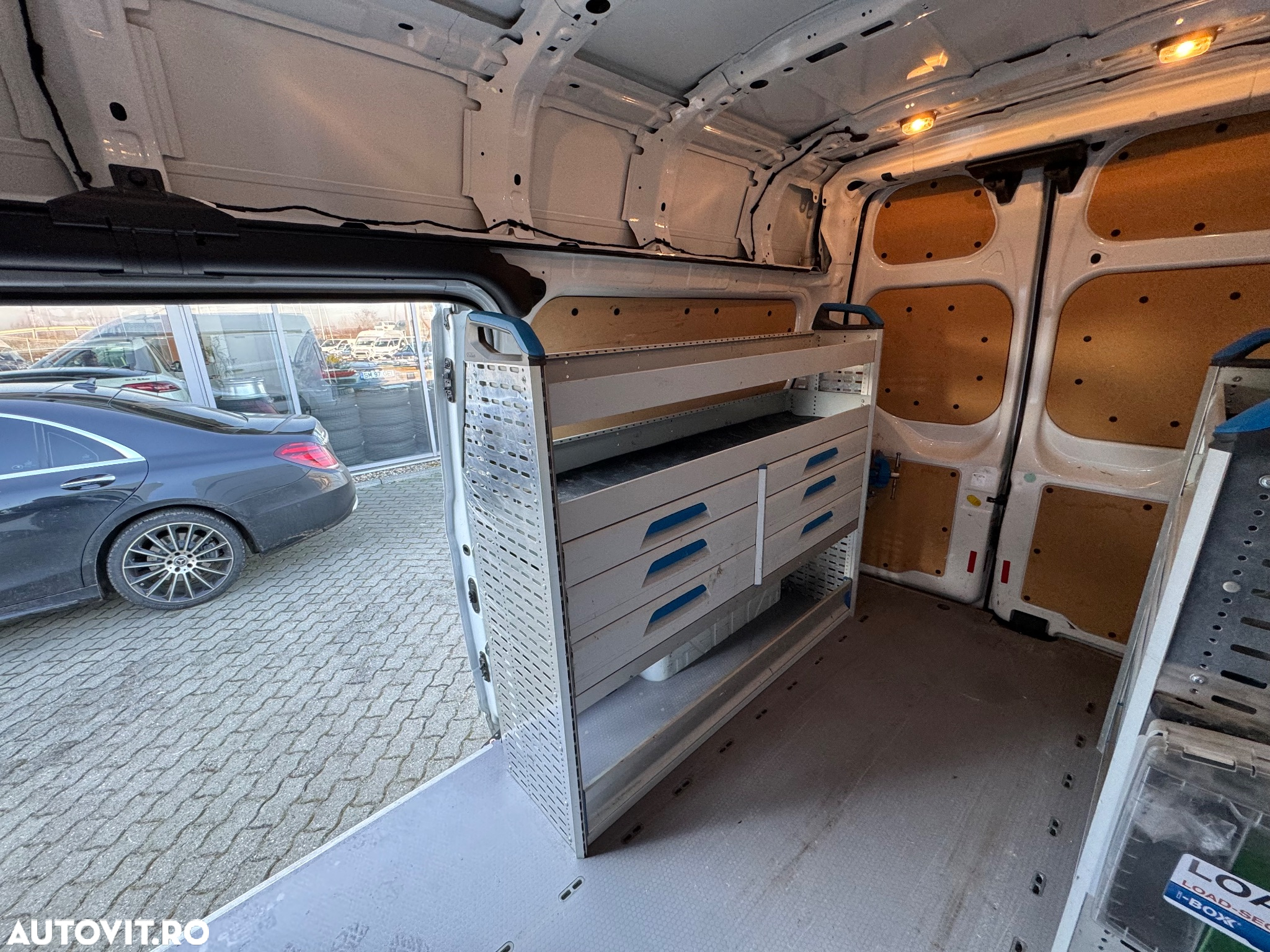 Ford Transit Custom 310 L2H2 PKW VA Trend - 33