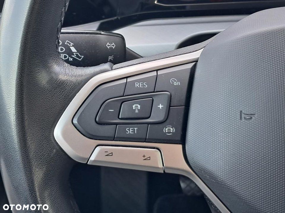 Volkswagen Golf - 21