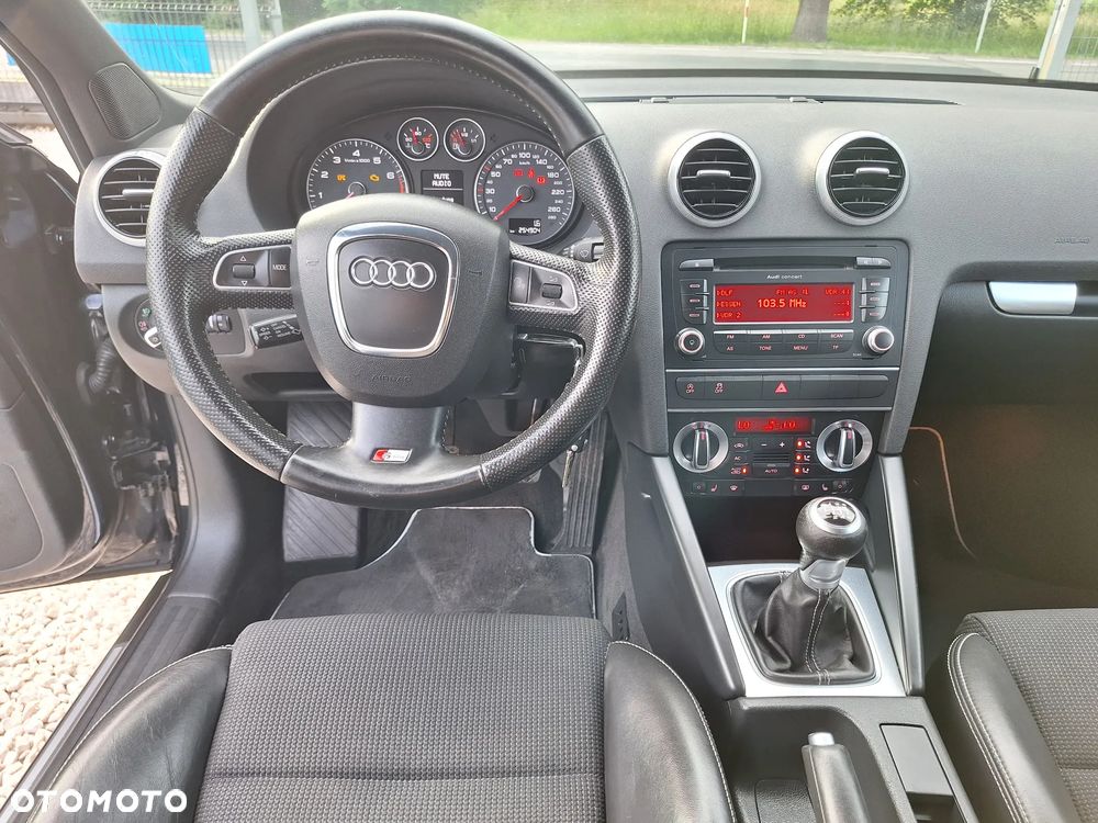 Audi A3 Sportback 1.4 TFSI S line Sportpaket - 31