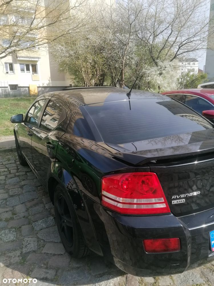 Dodge Avenger - 13