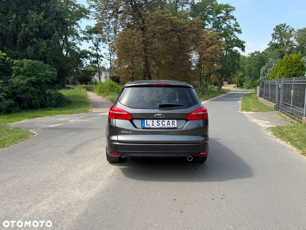 Ford Focus 2.0 TDCi DPF Start-Stopp-System Titanium - 5