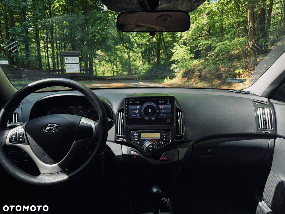 Hyundai i30 1.6 Comfort - 8